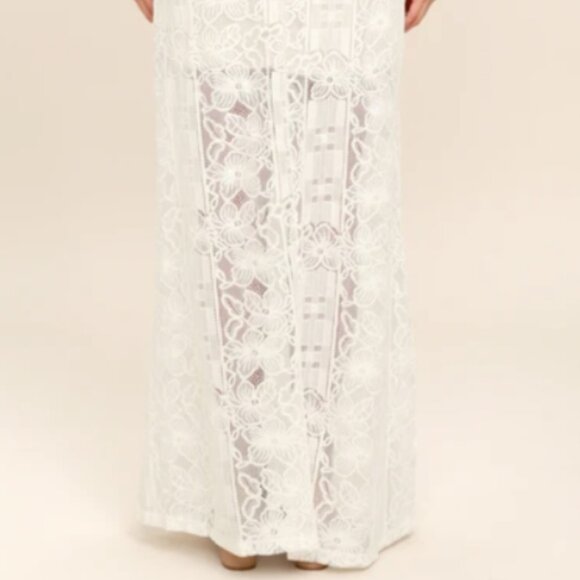 NWOT - Lulus Take a Vow  Ivory Lace Two-Piece Maxi - Size Small - Picture 6 of 16